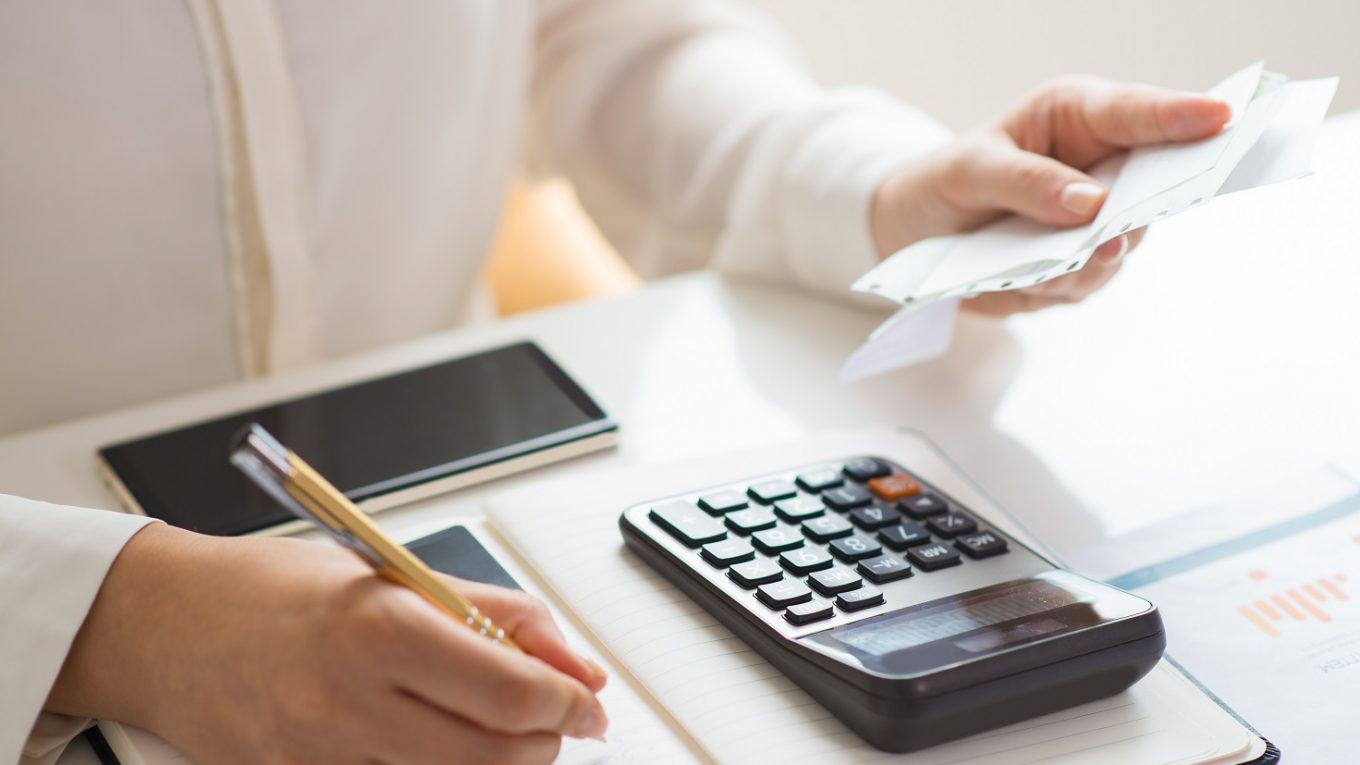 أسئلة شائعة عن دراسة السكرتارية الطبية