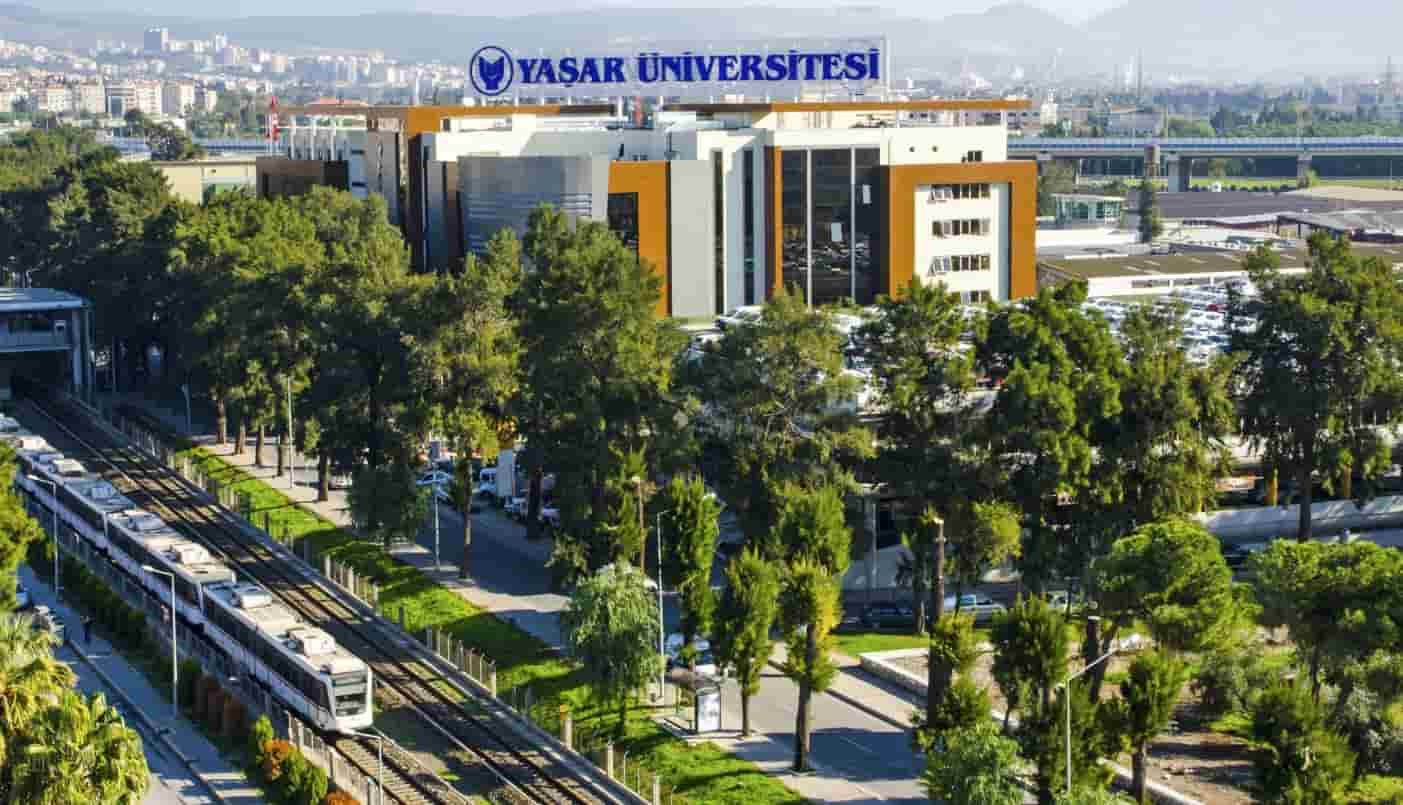 كم تكاليف جامعة يشار الخاصة؟
